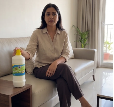 Deep clean your floors with Roxole Floor Cleaning Combo. This pack includes 3 bottles of premium floor cleaner, each containing 1 liter of powerful, effective cleaning solution.
